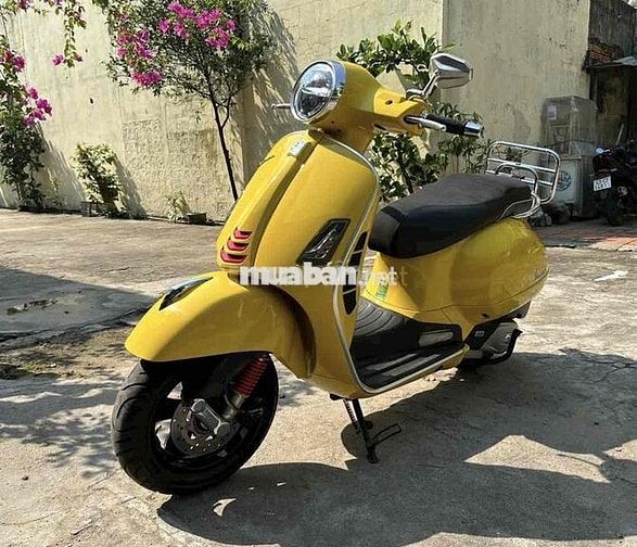 vespa gts