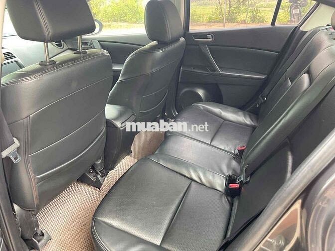 Mazda 3 Xám 5 chỗ Số tự động