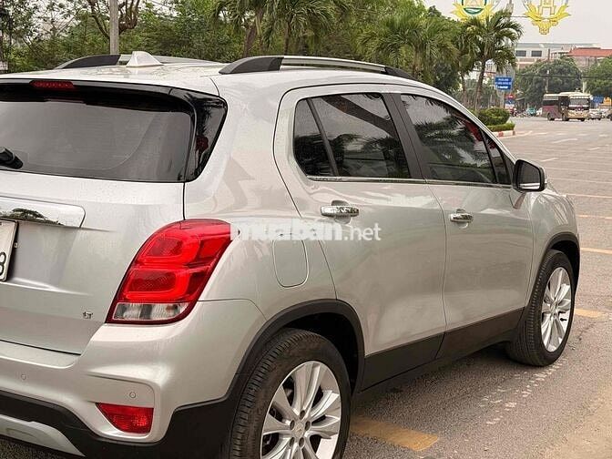 Chevrolet Trax Bạc