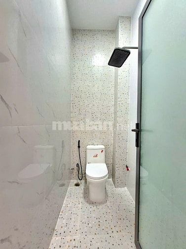 Bán Nhà Trệt Lầu Mới Đẹp 3 P.Ngủ _ Sổ Hồng Riêng _ Hẻm 1716 HTP