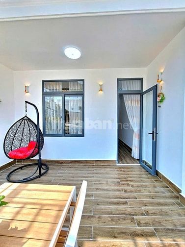 Bán Nhà Trệt Lầu Mới Đẹp 3 P.Ngủ _ Sổ Hồng Riêng _ Hẻm 1716 HTP