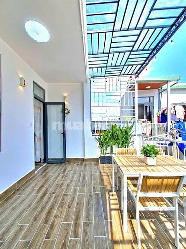 Bán Nhà Trệt Lầu Mới Đẹp 3 P.Ngủ _ Sổ Hồng Riêng _ Hẻm 1716 HTP