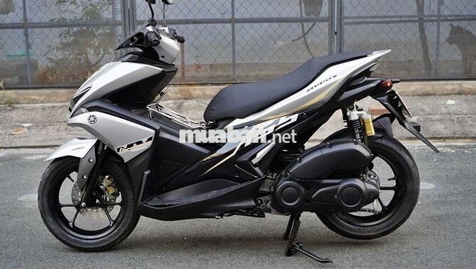 Yamaha NVX 155 ABS Smartkey Bạc Nhám - BSSG