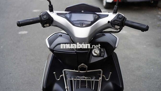 Yamaha NVX 155 ABS Smartkey Bạc Nhám - BSSG
