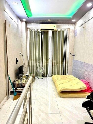 Nhà Hoà Hưng -Quận 10- hẻm thông  📐Dt: 4 x 15m  💥Pháp lý: Sổ đẹp
