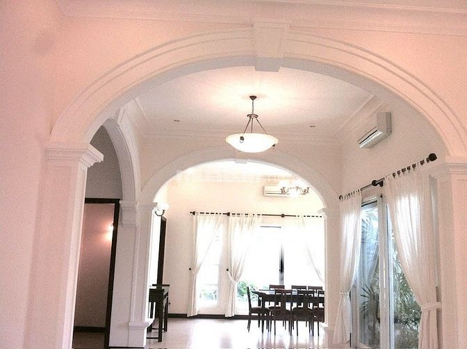 Cho thuê biệt thự ven sông tại Nguyễn Văn Hưởng, 516m2, 3 tầng, 5PN