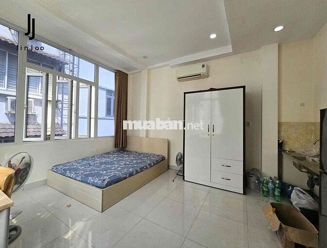 TRỐNG SẴN CẦN CHO THUÊ CĂN STUDIO CỬA SỔ TRỜI FULL NGAY TRUNG TÂM Q1-4