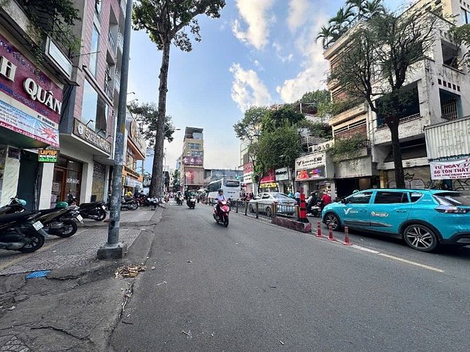 Siêu phẩm mặt tiền ngang 7m Tôn Thất Tùng Quận 1, 7x13, 5 tầng, 44 tỷ 