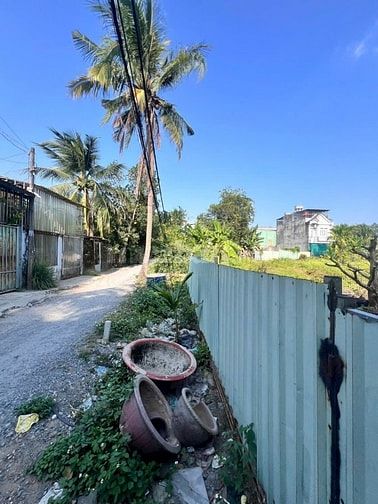 MT đường vòng cung Tây Bắc (đường 40m có 6 làn xe) giá đầu tư X đôi.