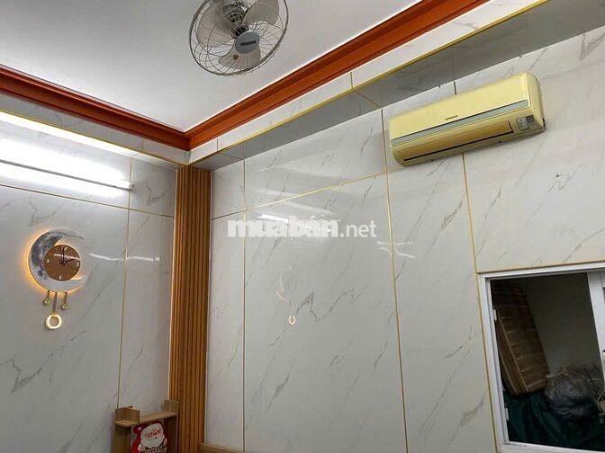NHÀ 5 PN - KẾ UEH - DT 25TR/TH - SÁT MẶT TIỀN - NGUYỄN TRI PHƯƠNG, Q10