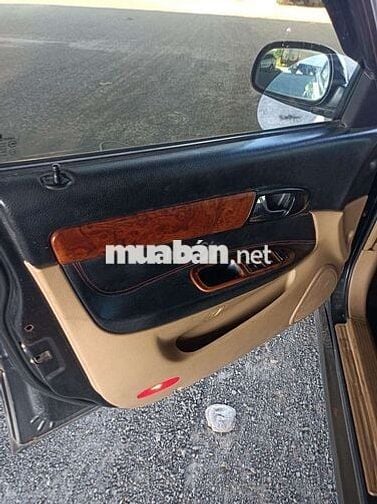 Daewoo Magnus màu Đen