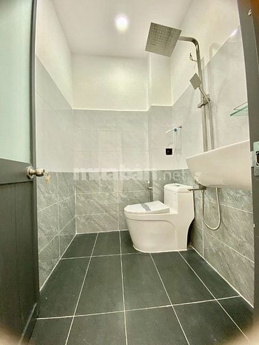Nhà Bán 1225/ Đường Huỳnh Tấn Phát, phường Phú Thuận, Thành Phố Hồ Chí