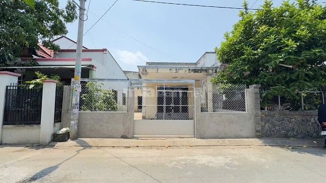 Bán Nhà Vườn DT 7.8M X 30M _ MT Đường 8M _ Gần Làng Đại Học Mở 