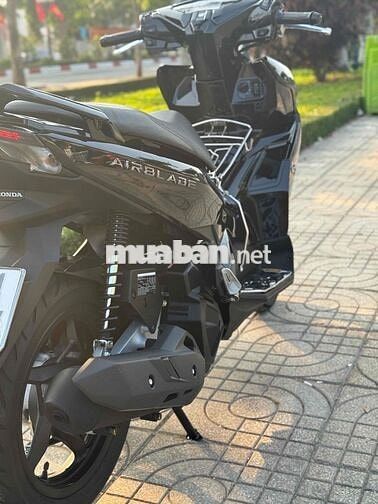 Honda Air Blade 125 Đen bóng
