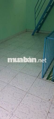 NHÀ NHỎ LONG AN CHO THUÊ: 1 TRỆT, 2 LẦU , SÂN THƯỢNG