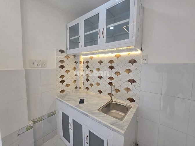 Cần bán gấp nhà đẹp, Hẻm Hương Quê, Hẻm 5m. Nhà 1trệt, 1lầu, N4m x D5m