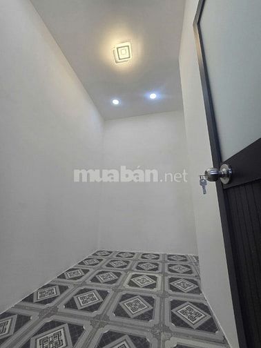 Cần bán gấp nhà đẹp, Hẻm Hương Quê, Hẻm 5m. Nhà 1trệt, 1lầu, N4m x D5m