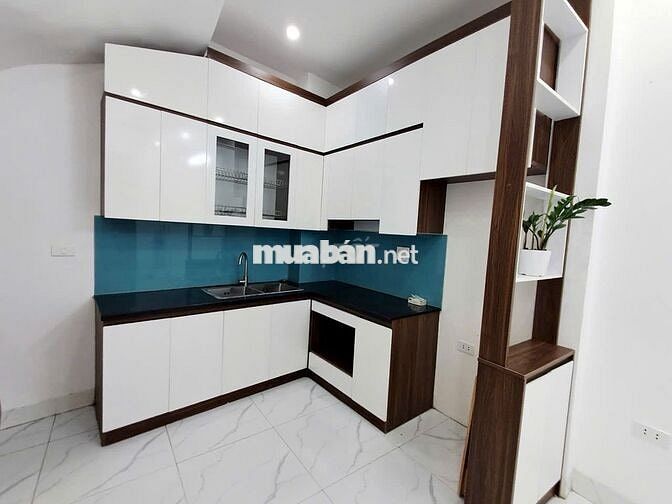 7.3 TỶ – 30M2 – 5 TẦNG MỚI – SÂN RỘNG – TRẦN KHÁT CHÂN – LÒ ĐÚC