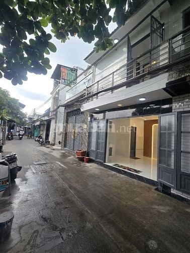 Cần bán gấp nhà đẹp, Hẻm Hương Quê, Hẻm 5m. Nhà 1trệt, 1lầu, N4m x D5m