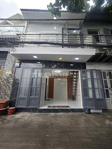 Cần bán gấp nhà đẹp, Hẻm Hương Quê, Hẻm 5m. Nhà 1trệt, 1lầu, N4m x D5m