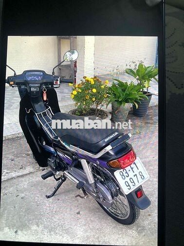 Honda Dream màu Đen