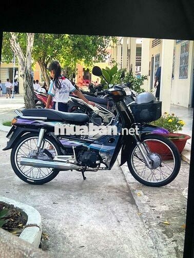 Honda Dream màu Đen