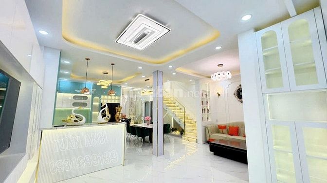 Mua Một Được 2 Căn Nhà 3 Tầng 6 P.Ngủ _ Hẻm Xe Hơi 6M