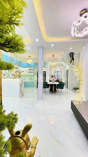 Mua Một Được 2 Căn Nhà 3 Tầng 6 P.Ngủ _ Hẻm Xe Hơi 6M