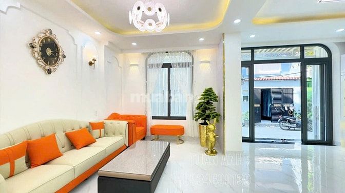 Mua Một Được 2 Căn Nhà 3 Tầng 6 P.Ngủ _ Hẻm Xe Hơi 6M