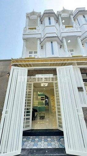 Mua Một Được 2 Căn Nhà 3 Tầng 6 P.Ngủ _ Hẻm Xe Hơi 6M