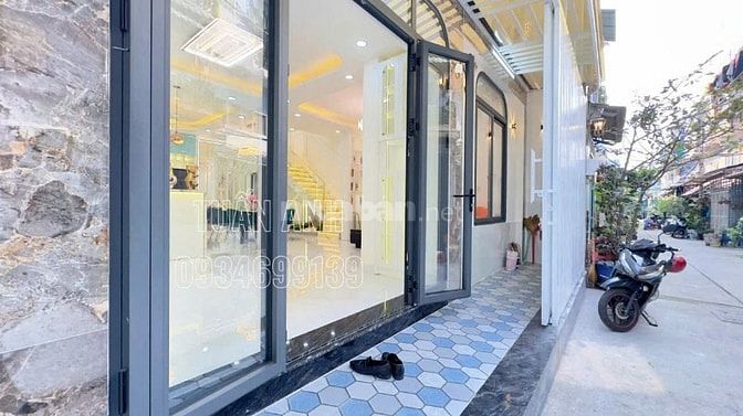 Mua Một Được 2 Căn Nhà 3 Tầng 6 P.Ngủ _ Hẻm Xe Hơi 6M