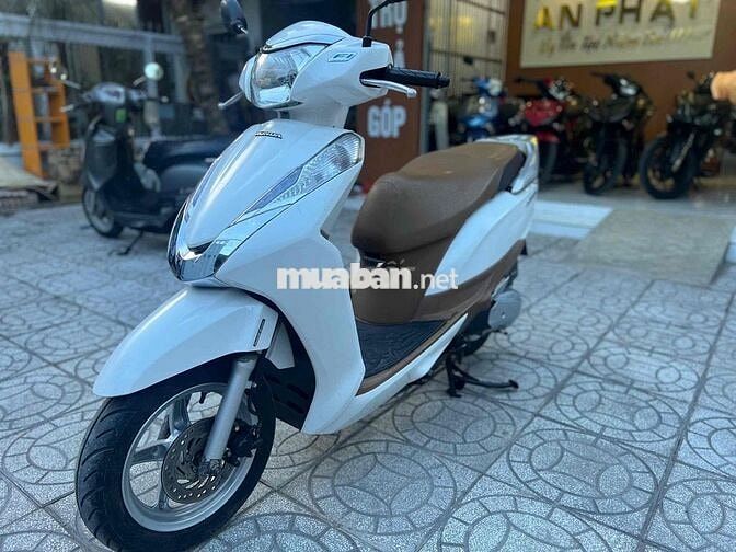 Honda Lead 2014 màu Trắng