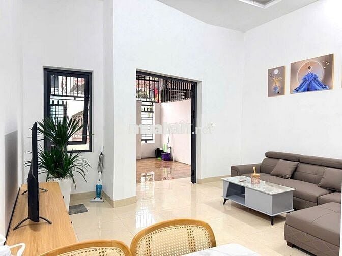 Bán Nhà cấp 4 hẽm Nguyễn hữu thấu tân lợi hẽm xe hơi 