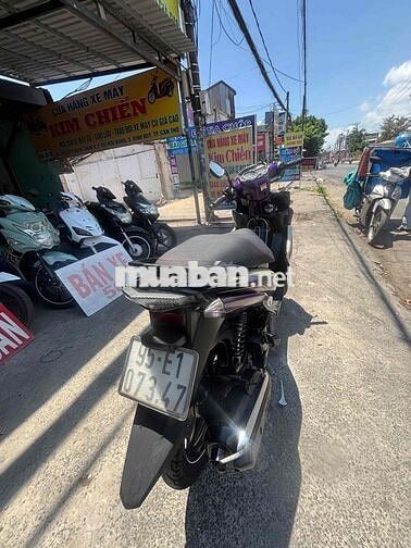Yamaha Nouvo SX Vàng cát, Tím