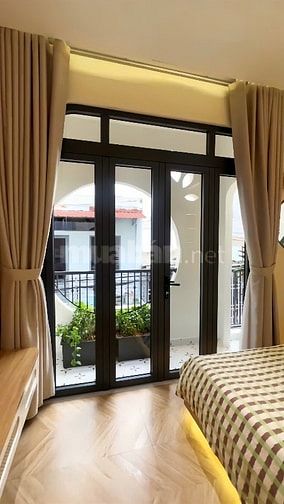 Cần xoay vốn bán gấp nhà ở đường Tạ Quang Bửu, 4x17 giá bán 880 triệu
