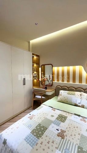 Cần xoay vốn bán gấp nhà ở đường Tạ Quang Bửu, 4x17 giá bán 880 triệu