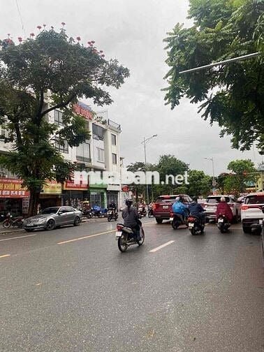 Bán gấp nhà mặt phố- kinh doanh sầm uất 1 KĐT Văn Phú-Zalo ***