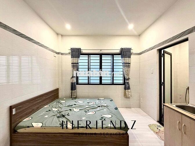 Trống sẵn phòng cửa sổ trời siêu thoáng, gần Tên Lửa - Aeon Bình Tân
