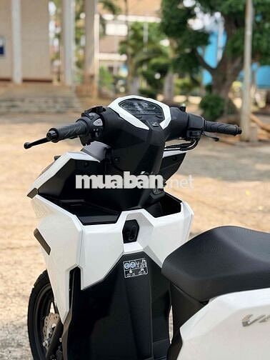 Honda Vario 125 2025 Trắng 8.000 km