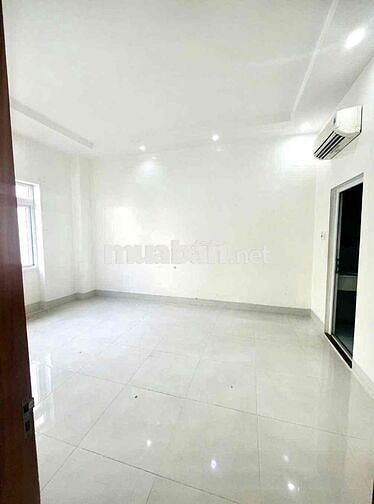 CHO THUÊ NHÀ TRỆT 3 LẦU ĐƯỜNG LÝ THÁI TỔ (Có Than Máy)