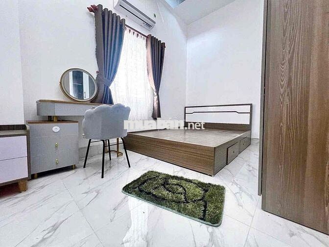 Nhà 2 lầu 5 phòng có nội thất KdC Hưng Phú 2