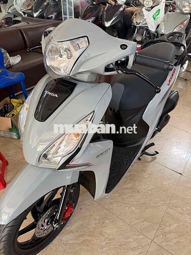 Honda Vision Xám