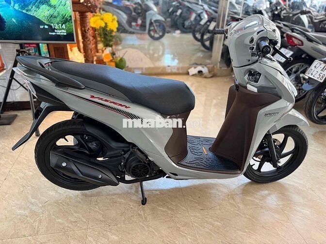Honda Vision Xám