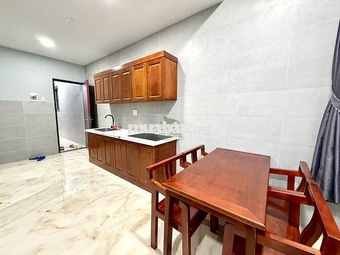 CHO THUÊ CĂN HỘ 1 PHÒNG NGỦ FULL NỘI THẤT CÓ CỬA SỔ  PHƯỜNG 9