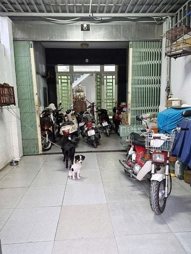 Bán Nhà 1 trệt, 2 lầu- mặt tiền- gần Tô ký-đường 12m