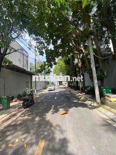 Phạm Thế Hiển, Phường 7, Quận 8 10m x 20m (200m2), 2 lầu, 1 sân thượng