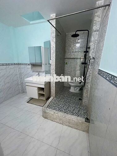 cho thuê nguyên căn hà tôn huyền Q11