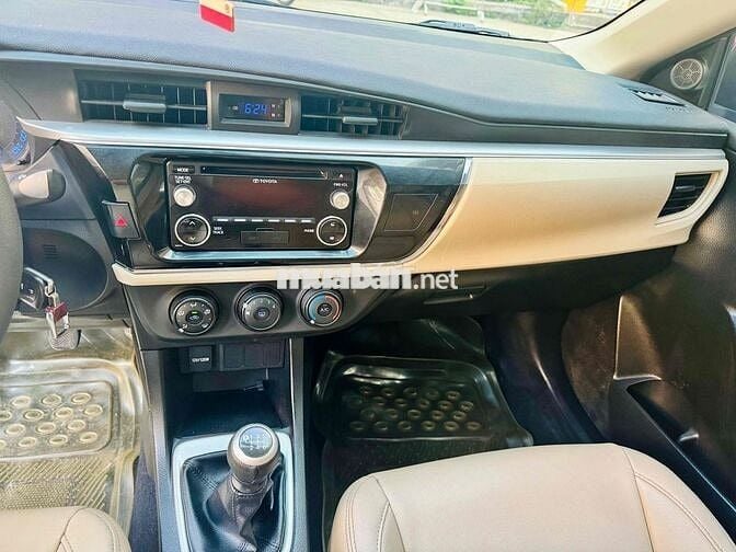 Toyota Corolla Altis 2014 1.8G Bạc
