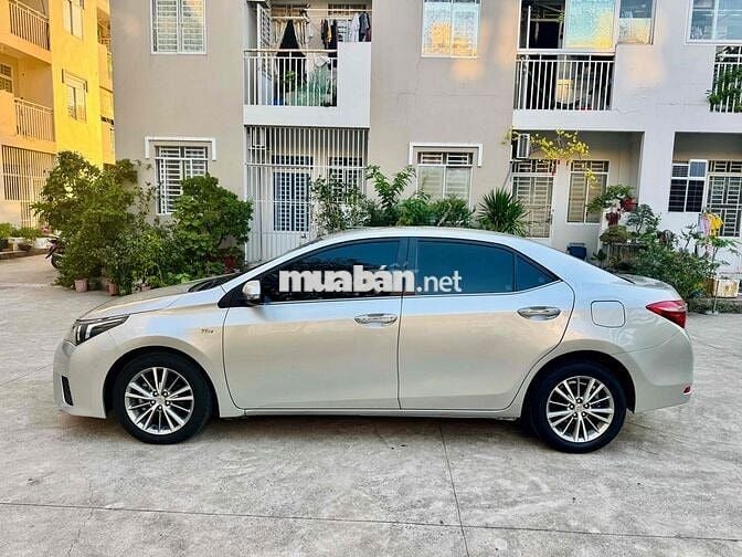 Toyota Corolla Altis 2014 1.8G Bạc