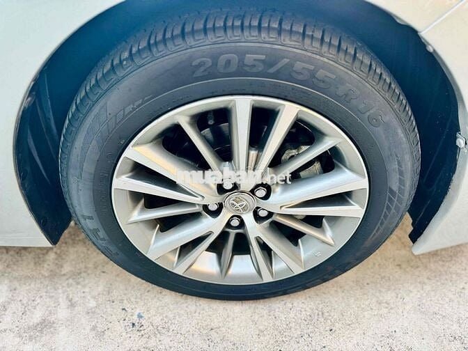 Toyota Corolla Altis 2014 1.8G Bạc